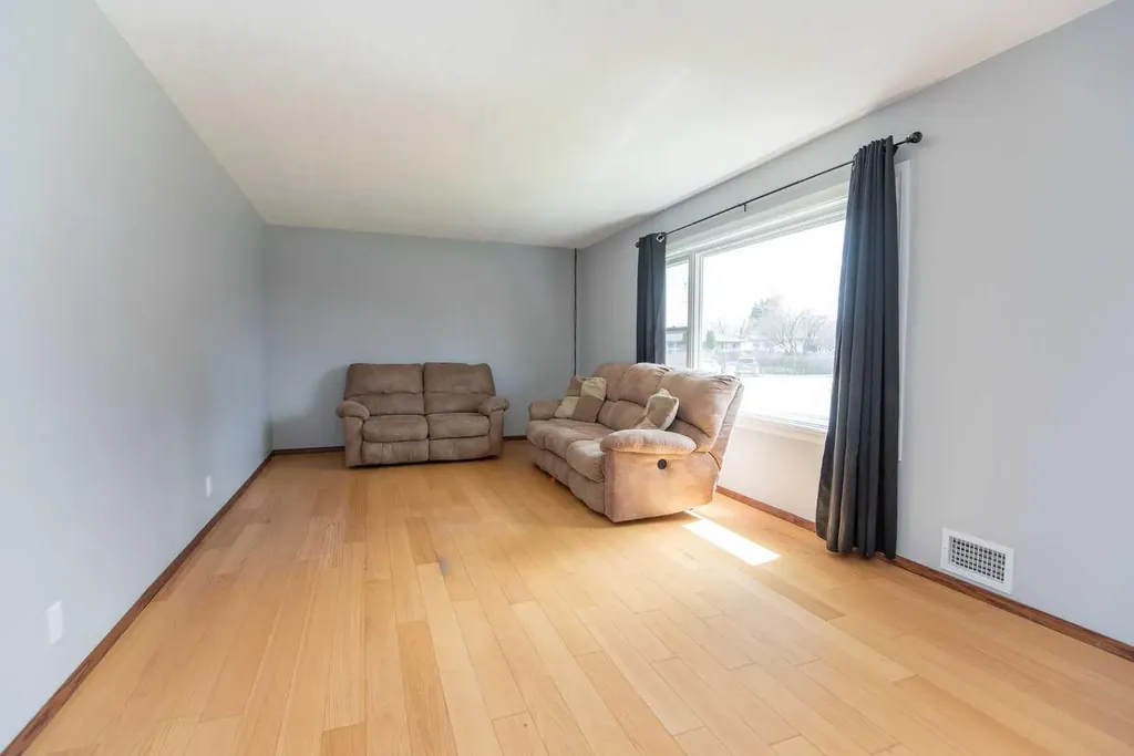4106 38 Street Red Deer AB T4N 0W9
