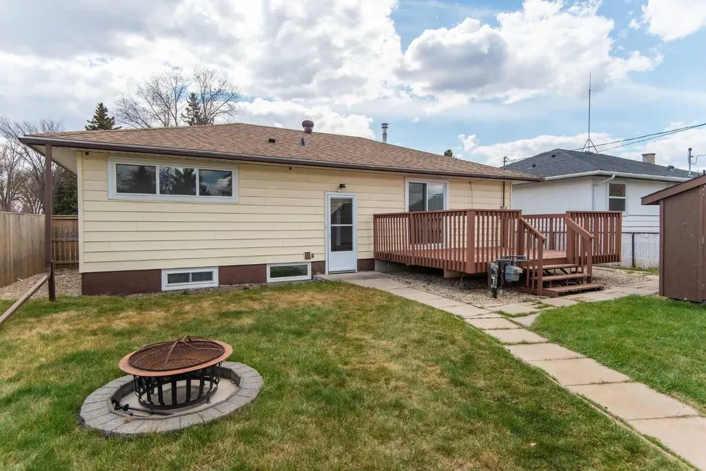4106 38 Street Red Deer AB T4N 0W9