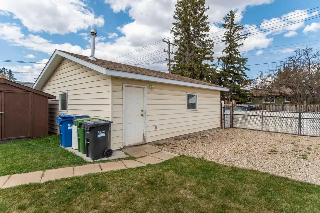 4106 38 Street Red Deer AB T4N 0W9