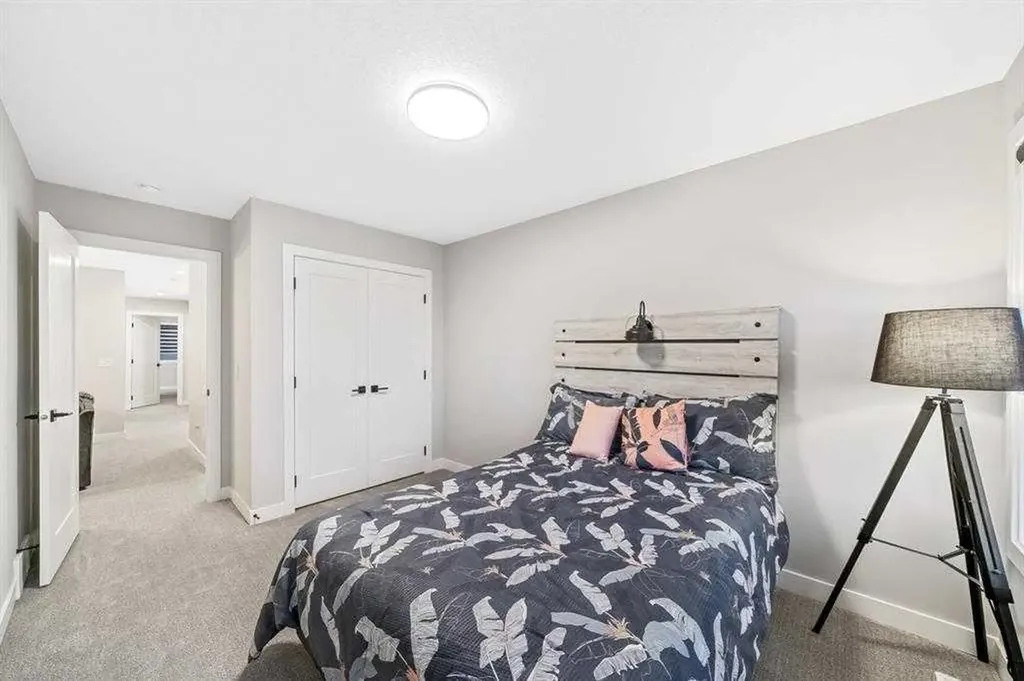 132 Carringsby Avenue NW Calgary AB t3p1s1