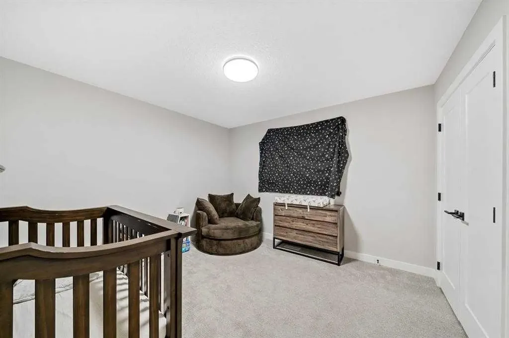 132 Carringsby Avenue NW Calgary AB t3p1s1