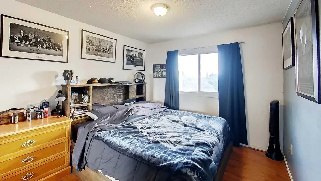 1206 50 Street Edson AB T7E 1G2