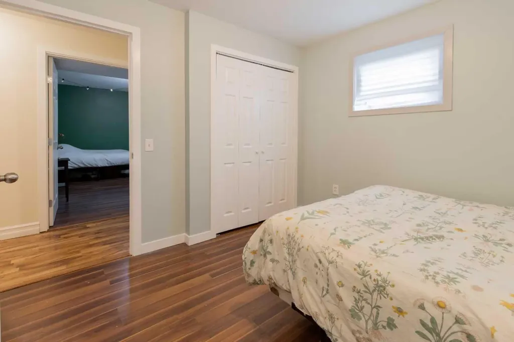 241 N 250 E Raymond AB T0K 2S0