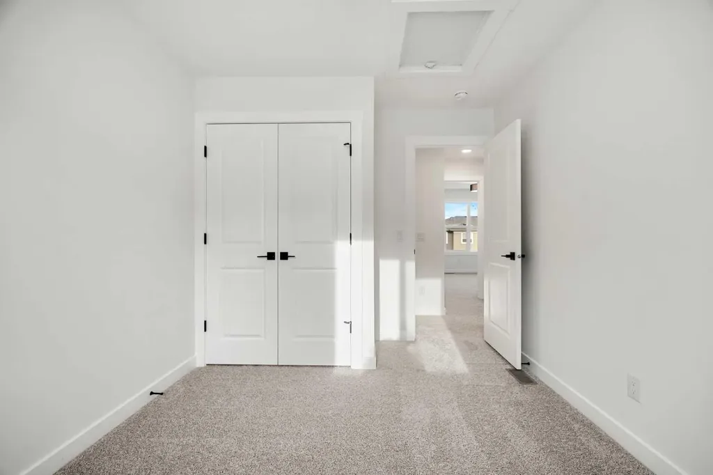 525 River Heights Drive Cochrane AB T4C 3E3