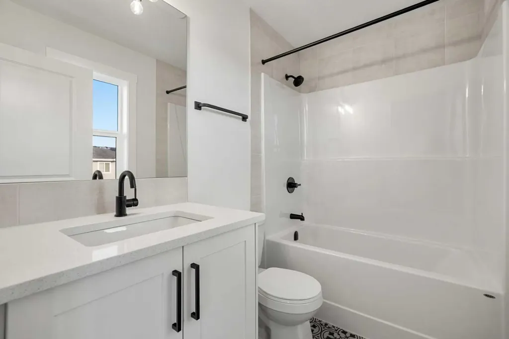 525 River Heights Drive Cochrane AB T4C 3E3