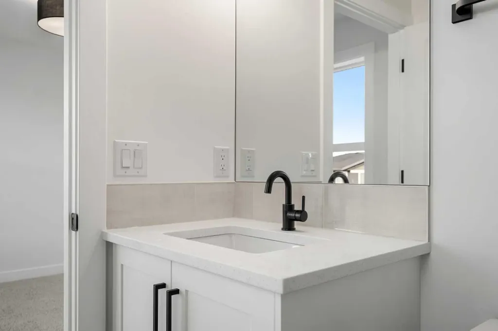 525 River Heights Drive Cochrane AB T4C 3E3