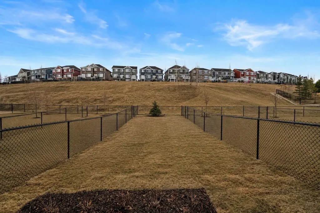 525 River Heights Drive Cochrane AB T4C 3E3