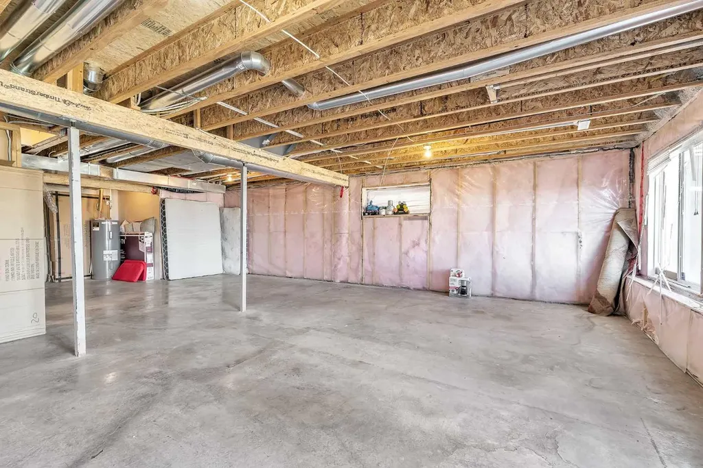 172 Sherwood Square NW Calgary AB T3R 0R8