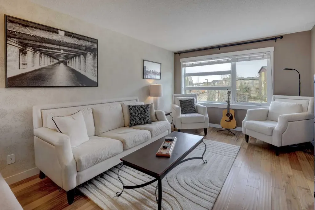 208 Covecreek Circle NE Calgary AB T3K 0W6