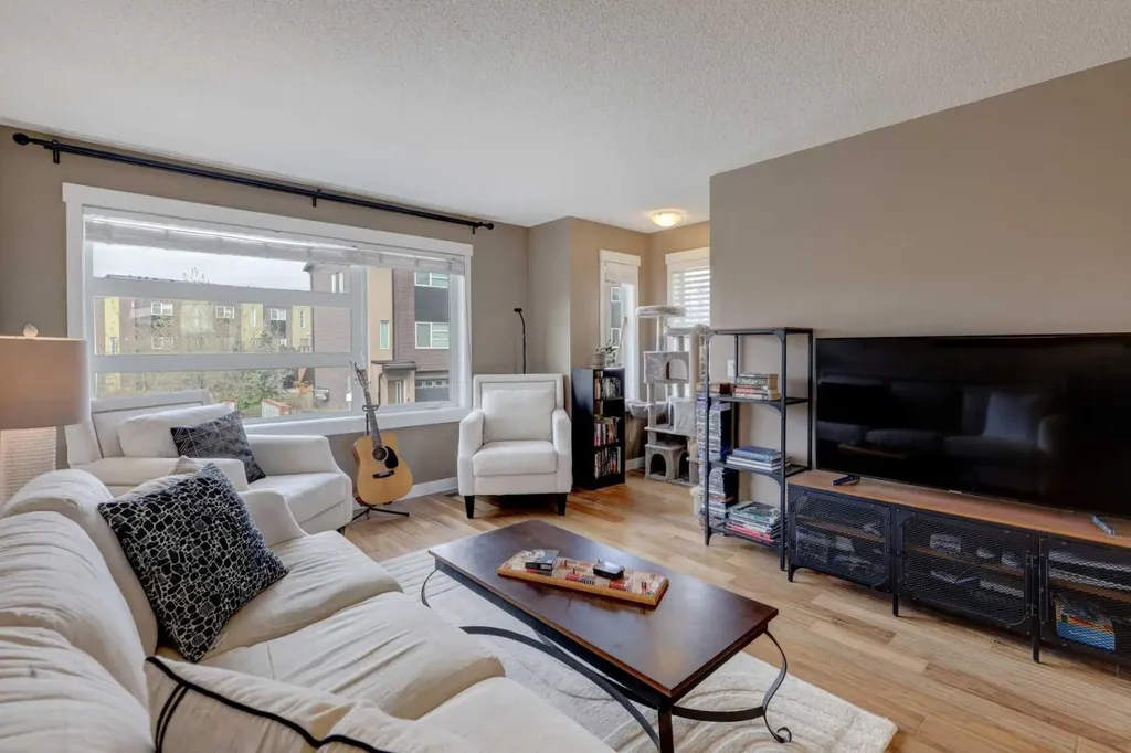 208 Covecreek Circle NE Calgary AB T3K 0W6