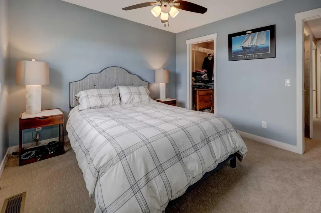 208 Covecreek Circle NE Calgary AB T3K 0W6