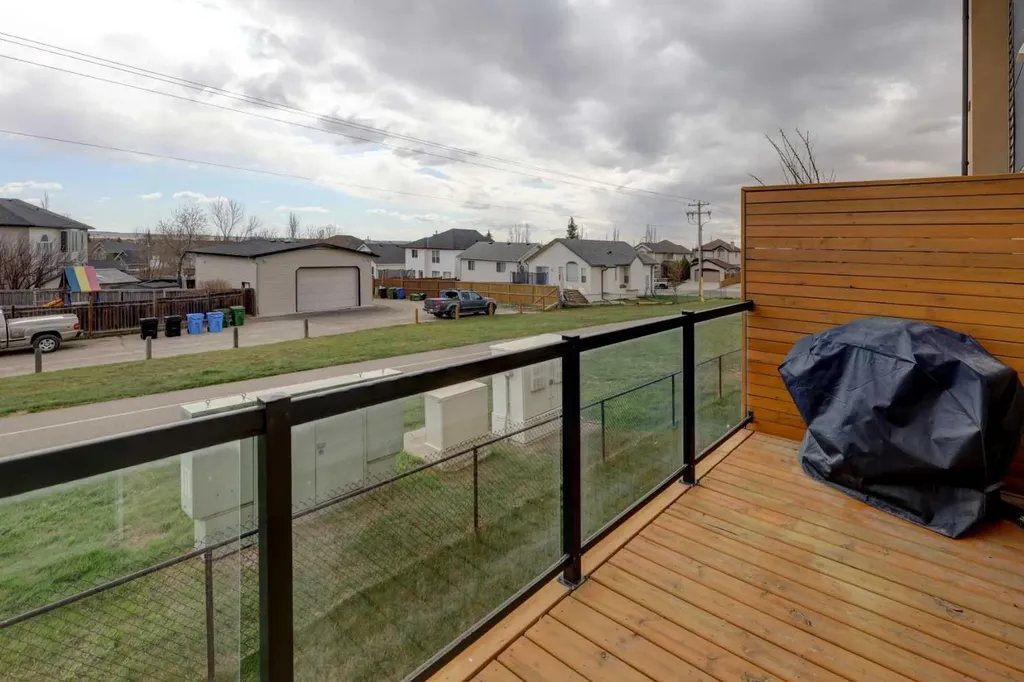 208 Covecreek Circle NE Calgary AB T3K 0W6