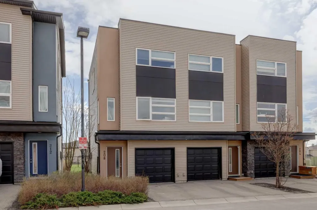 208 Covecreek Circle NE Calgary AB T3K 0W6
