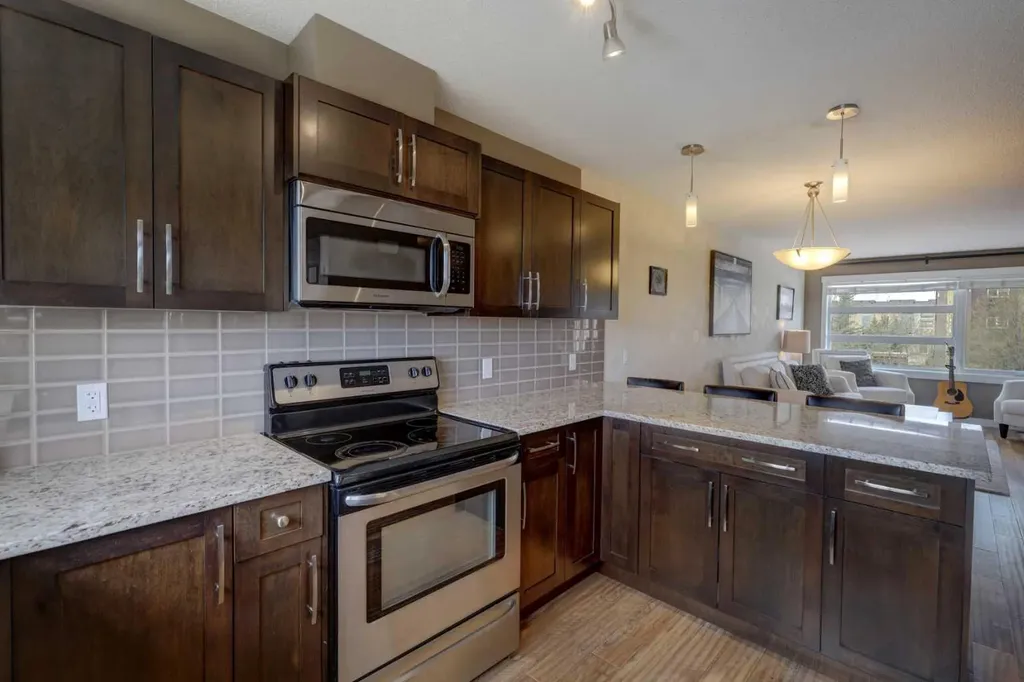 208 Covecreek Circle NE Calgary AB T3K 0W6