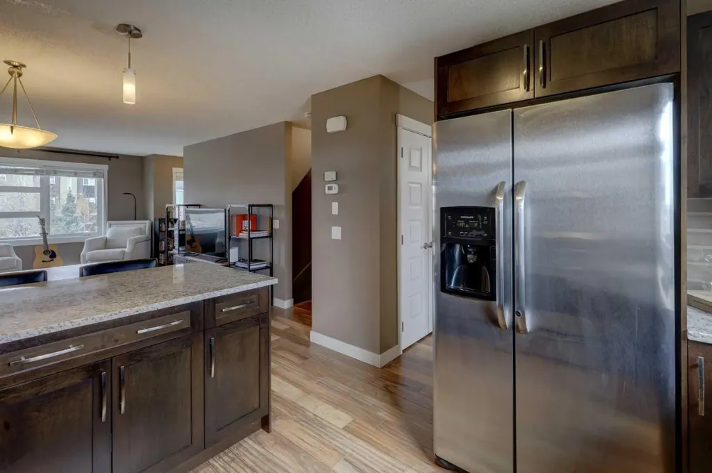 208 Covecreek Circle NE Calgary AB T3K 0W6