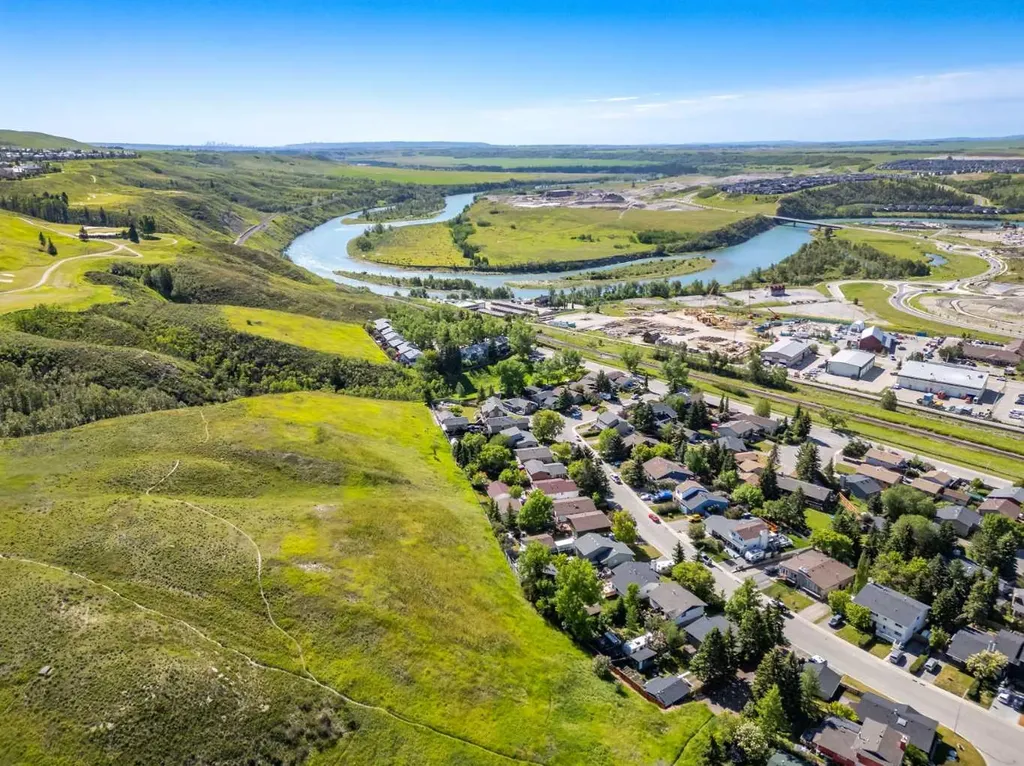 525 River Heights Drive Cochrane AB T4C 3E4