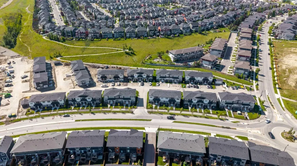 525 River Heights Drive Cochrane AB T4C 3E4