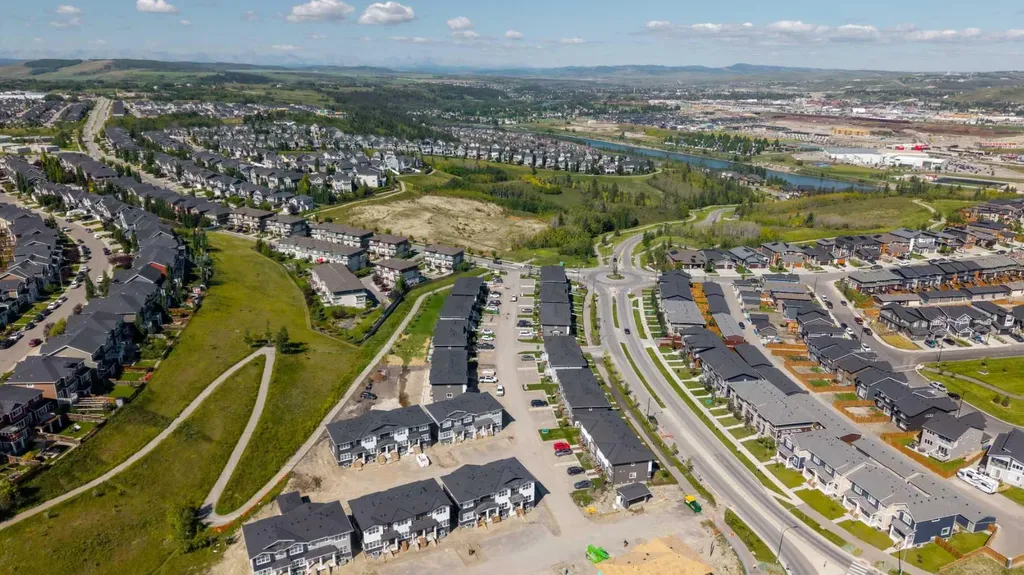 525 River Heights Drive Cochrane AB T4C 3E4