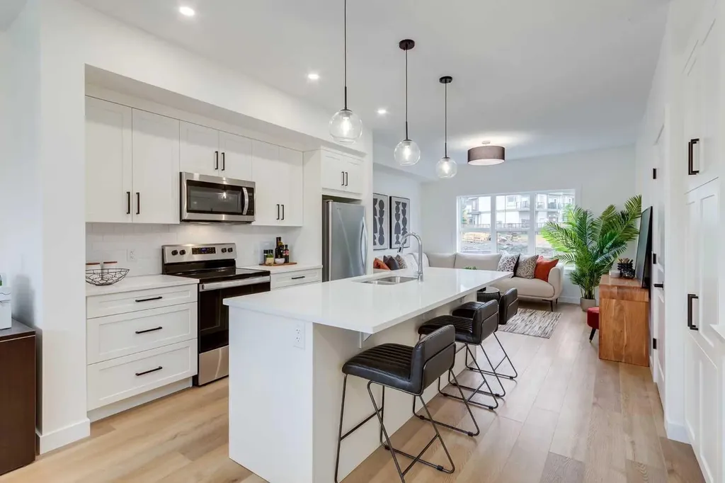 525 River Heights Drive Cochrane AB T4C 3E4