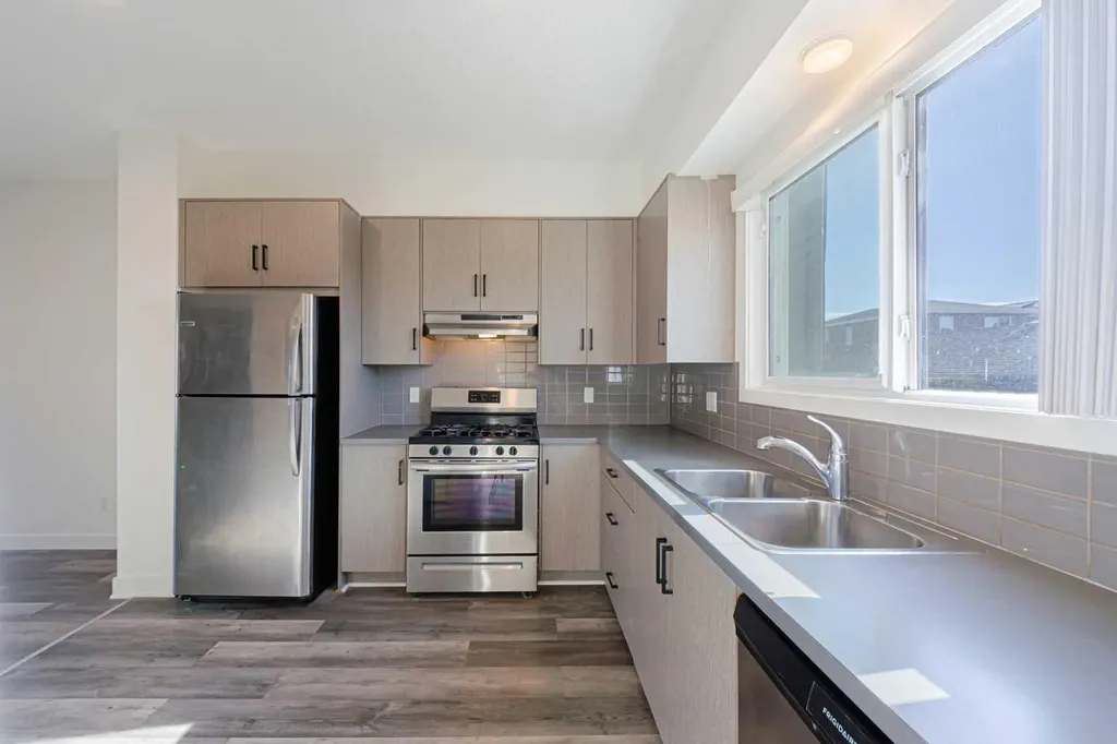 83 Savanna Park NE Calgary AB T3J0Y8
