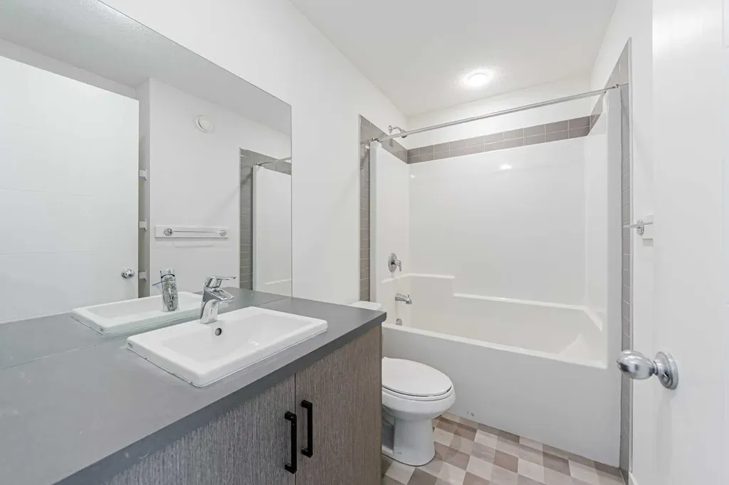 83 Savanna Park NE Calgary AB T3J0Y8