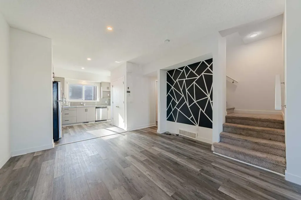 83 Savanna Park NE Calgary AB T3J0Y8