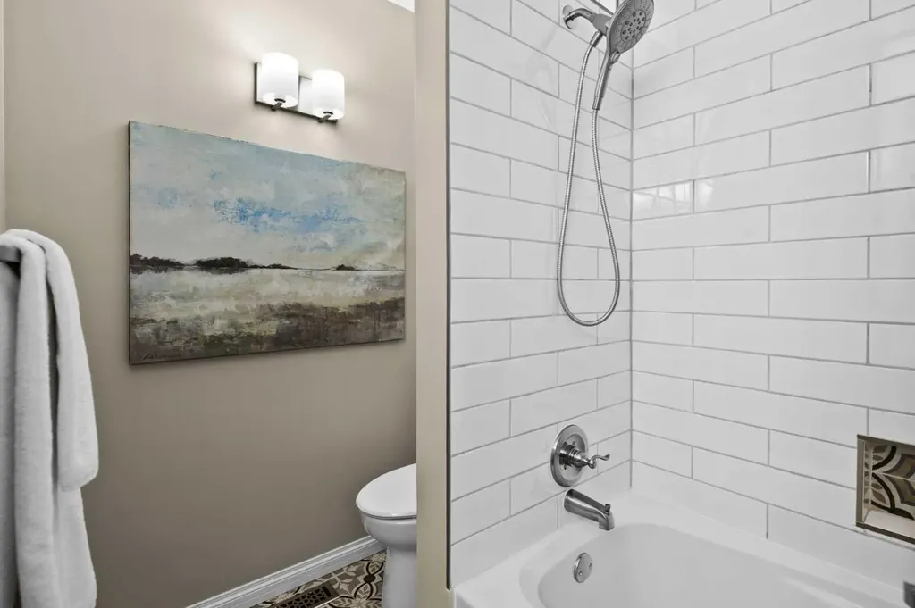 7715 67 Avenue NW Calgary AB T3B 4P2