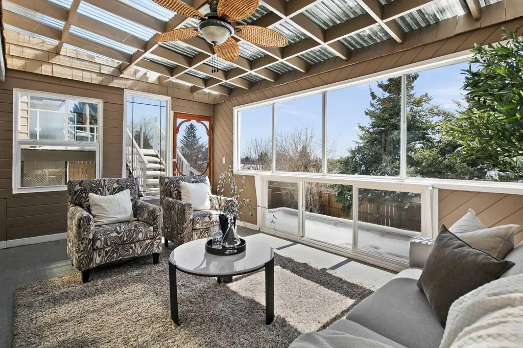 7715 67 Avenue NW Calgary AB T3B 4P2