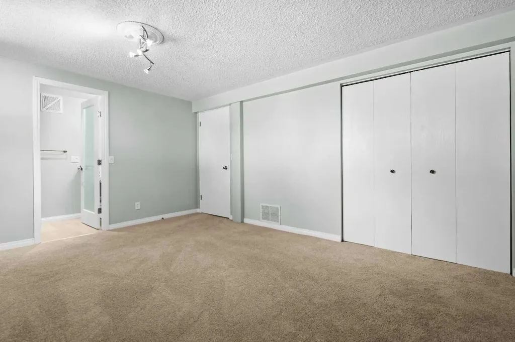 7715 67 Avenue NW Calgary AB T3B 4P2