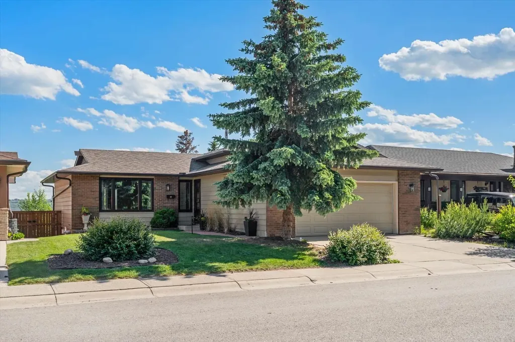 7715 67 Avenue NW Calgary AB T3B 4P2