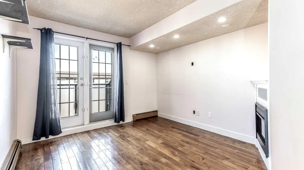 717 4a Street NE Calgary AB T2E 3W1