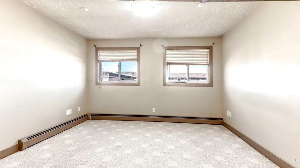 717 4a Street NE Calgary AB T2E 3W1
