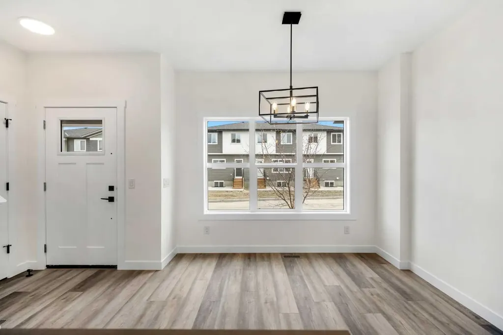 525 River Heights Drive Cochrane AB T4C 3E3