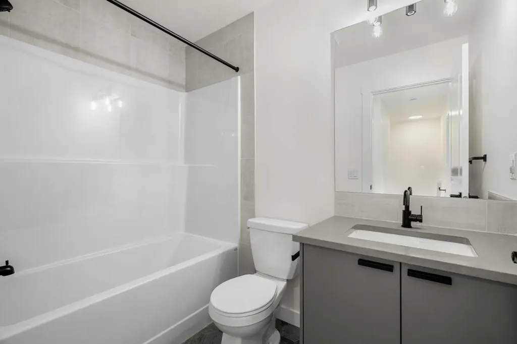 525 River Heights Drive Cochrane AB T4C 3E3