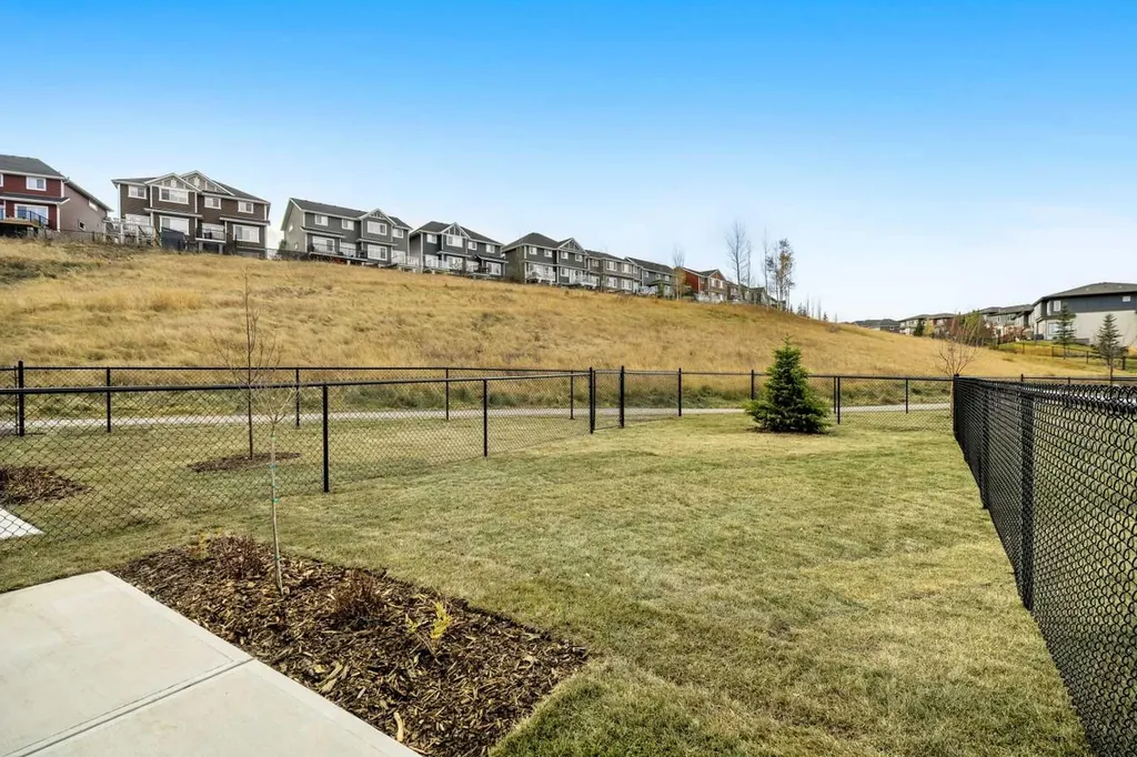 525 River Heights Drive Cochrane AB T4C 3E3