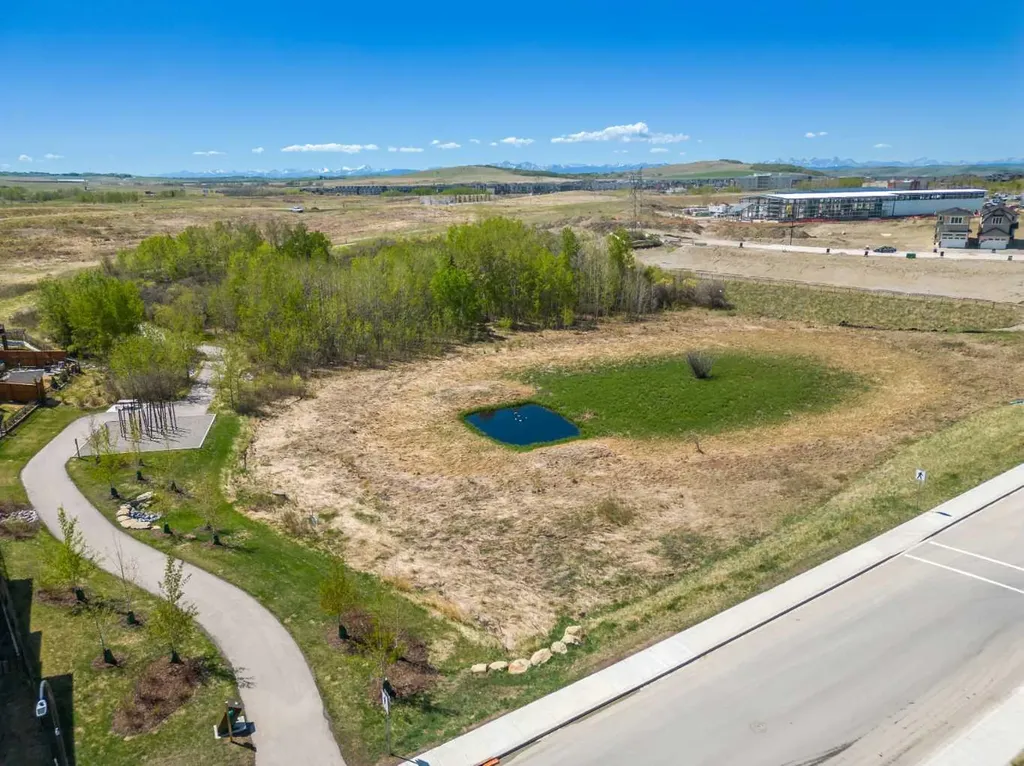 525 River Heights Drive Cochrane AB T4C 3E3