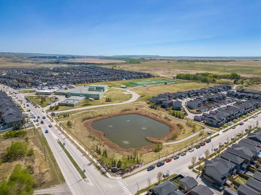525 River Heights Drive Cochrane AB T4C 3E3