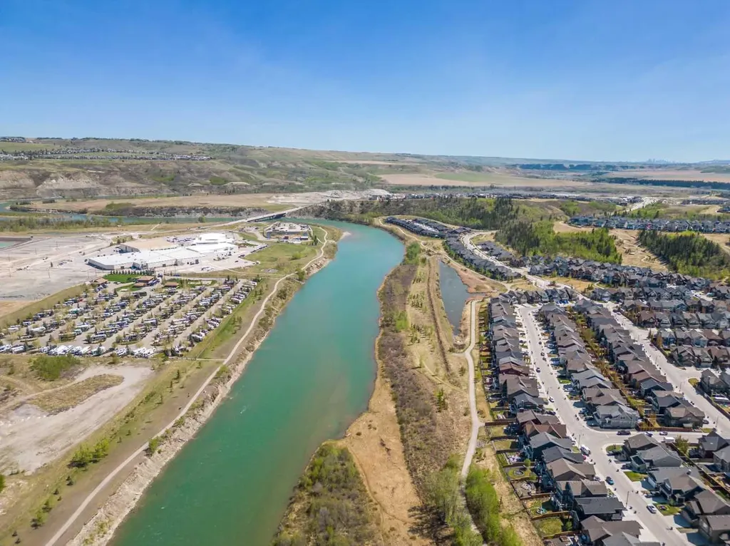 525 River Heights Drive Cochrane AB T4C 3E3