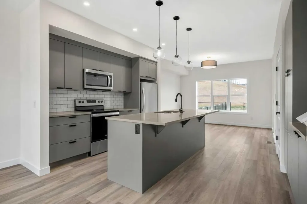 525 River Heights Drive Cochrane AB T4C 3E3