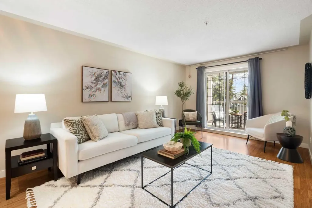 2233 34 Avenue SW Calgary AB T2T 6N2