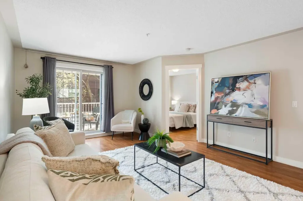 2233 34 Avenue SW Calgary AB T2T 6N2