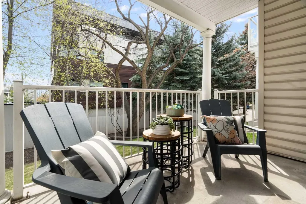 2233 34 Avenue SW Calgary AB T2T 6N2