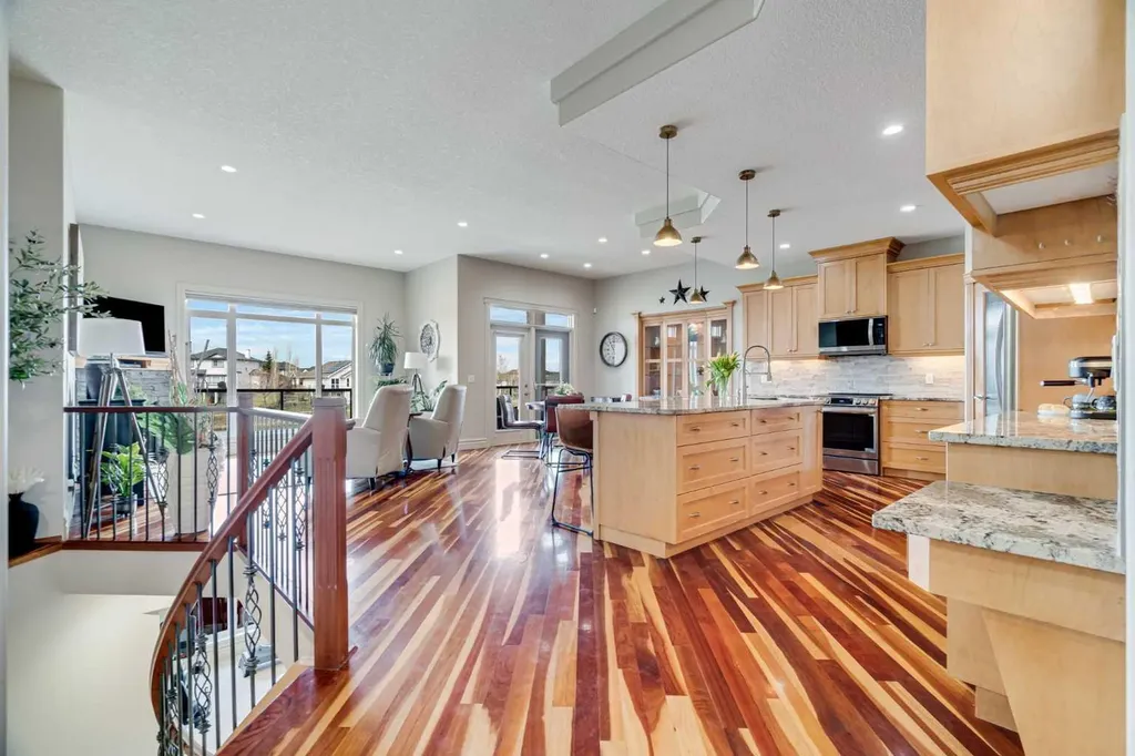 168 West Creek Landing Chestermere AB T1X 1R8