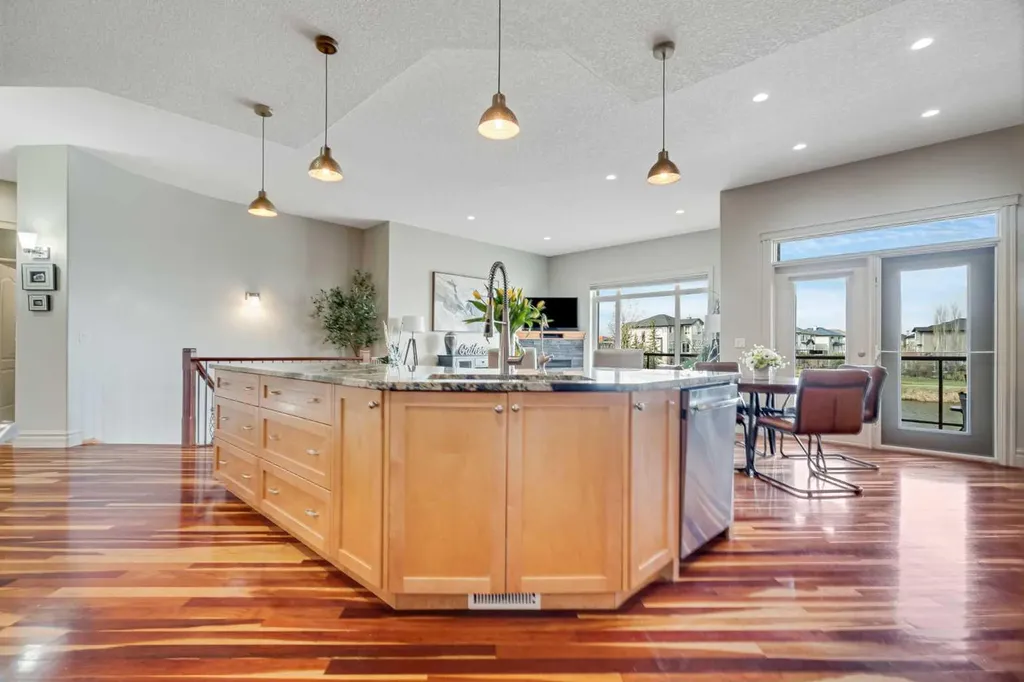 168 West Creek Landing Chestermere AB T1X 1R8