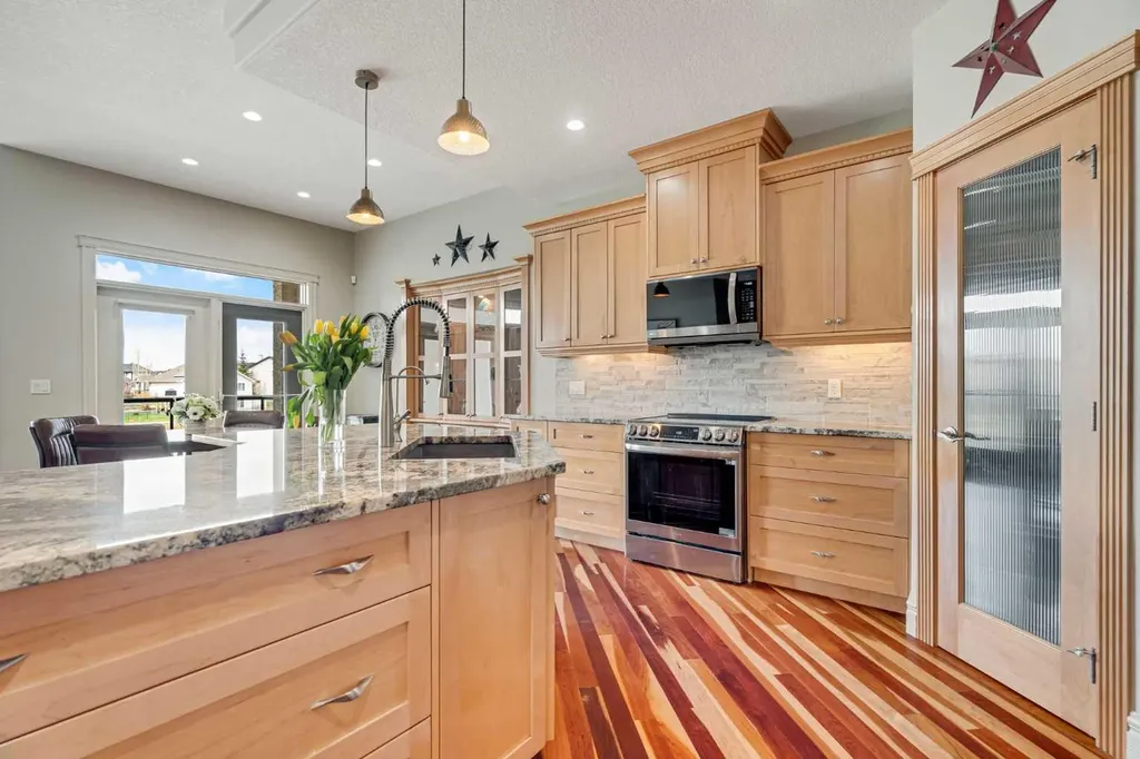 168 West Creek Landing Chestermere AB T1X 1R8
