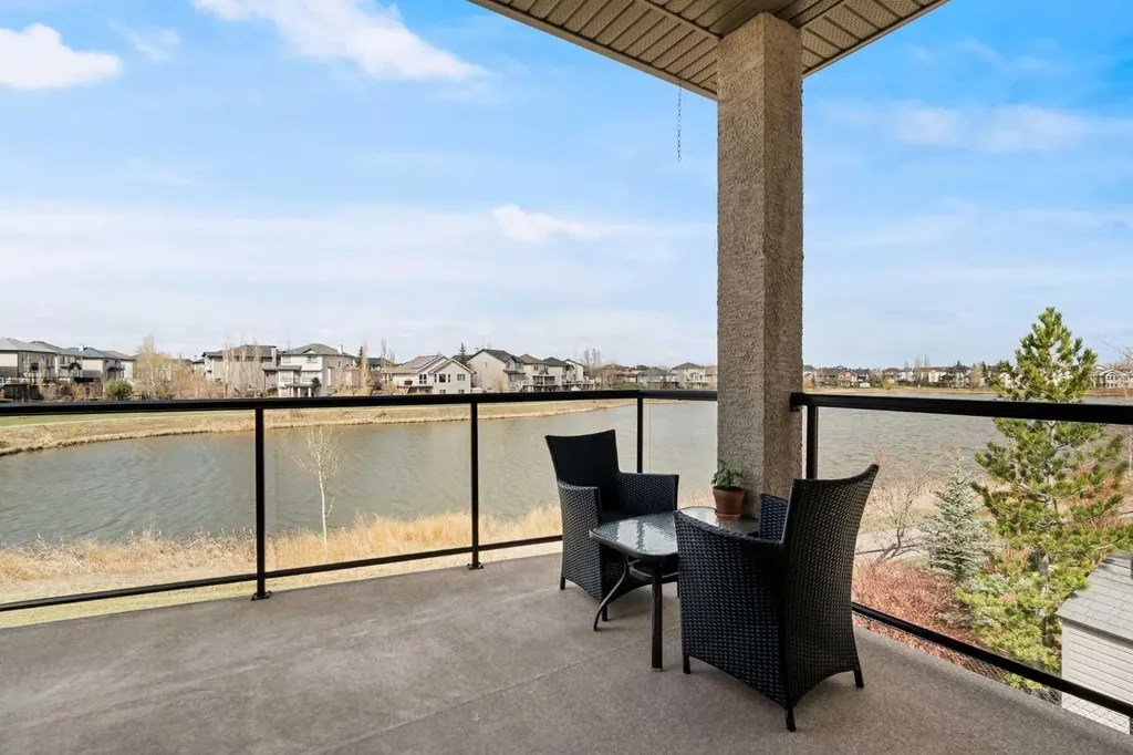 168 West Creek Landing Chestermere AB T1X 1R8
