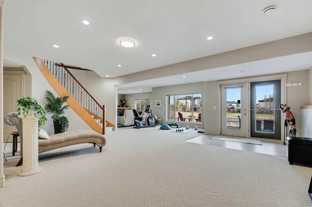 168 West Creek Landing Chestermere AB T1X 1R8