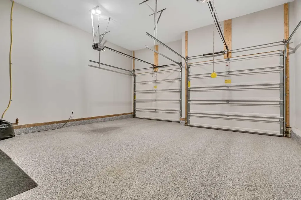 168 West Creek Landing Chestermere AB T1X 1R8