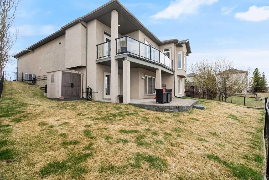 168 West Creek Landing Chestermere AB T1X 1R8