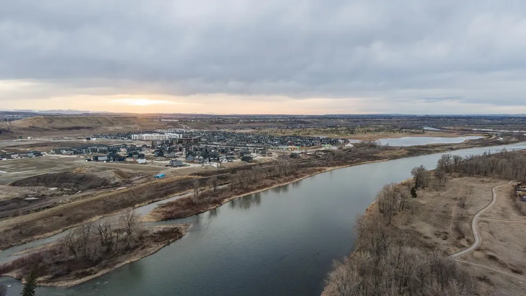 265 Wolf Willow Boulevard SE Calgary AB T2X 6P9